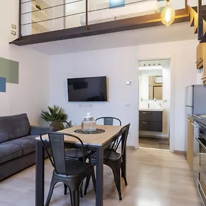 Easylife - Charme Industriale Nel Cuore Di Appartamento Milano